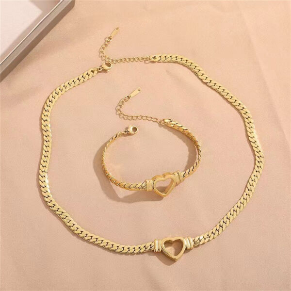 Personalized Love Chain Necklace Bracelet For Women Fashion Titanium Steel Non-fading Clavicle Chain Jewelry - Image 3